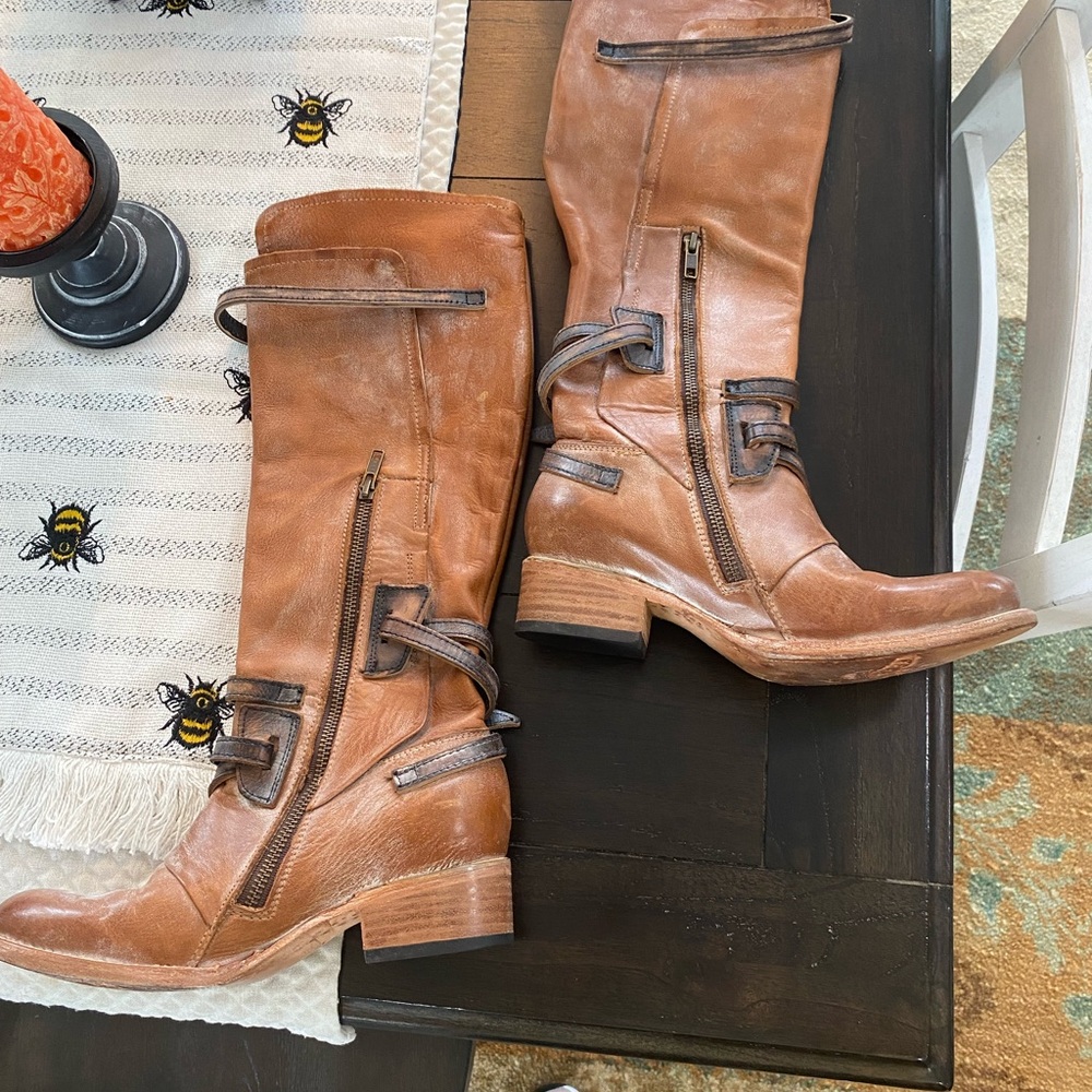 Freebird boots. Brand new. - Picture 3 of 5